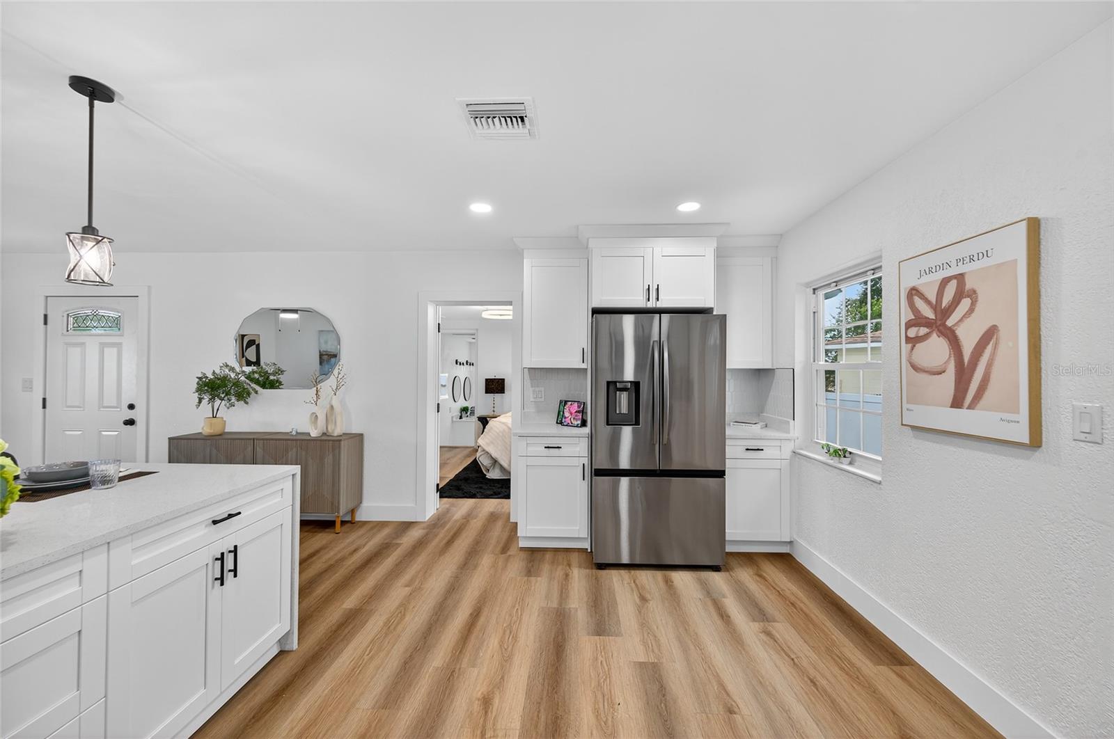 Image 18 of 63 For 5175 23rd Avenue N