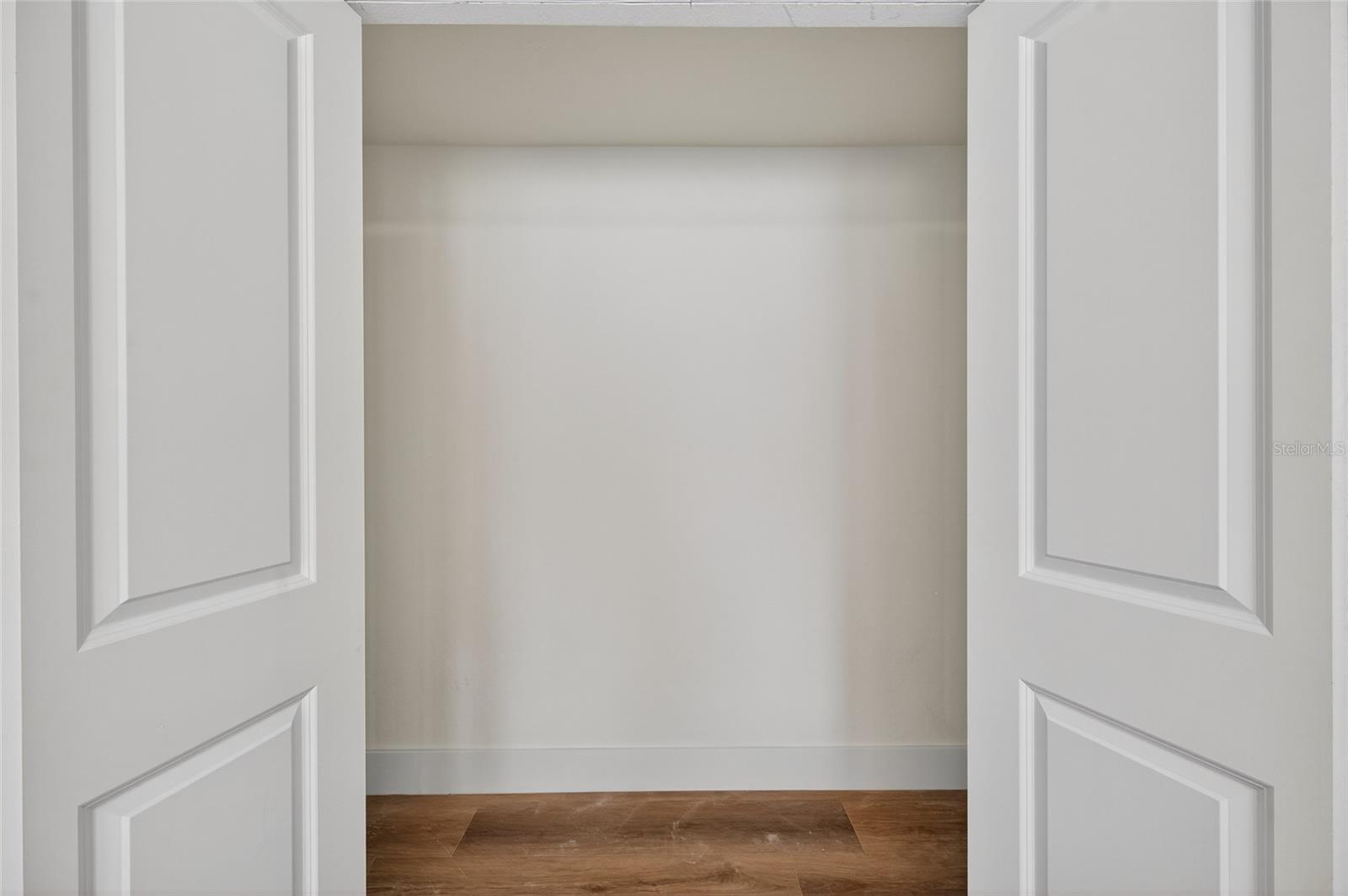 Image 23 of 63 For 5175 23rd Avenue N