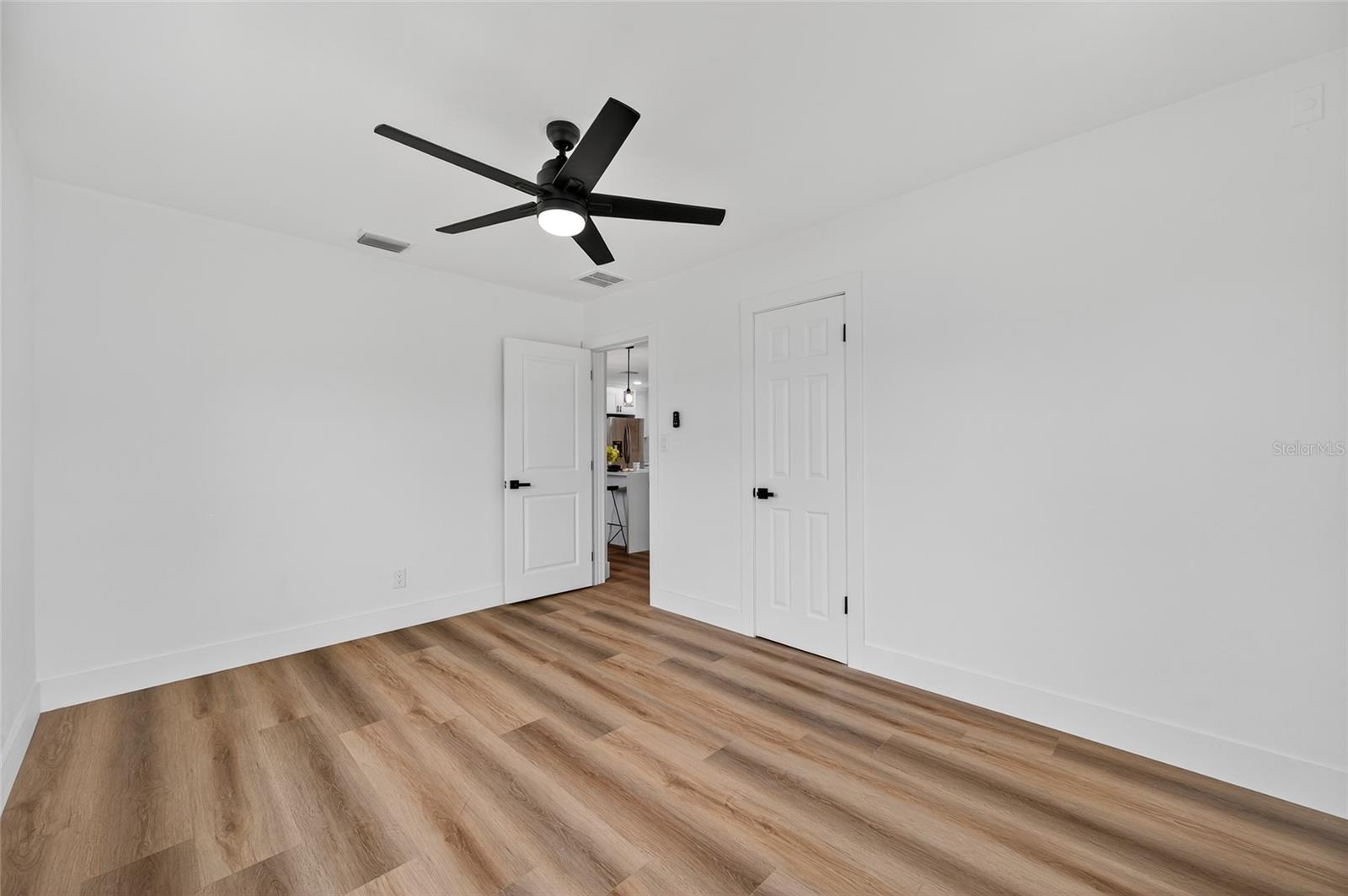 Image 29 of 63 For 5175 23rd Avenue N