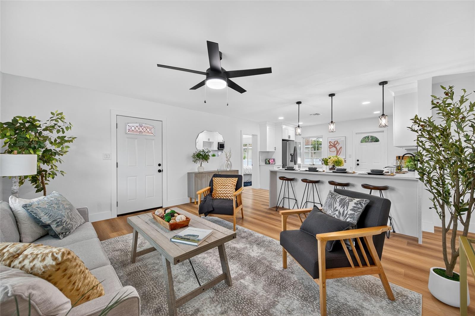 Image 9 of 63 For 5175 23rd Avenue N