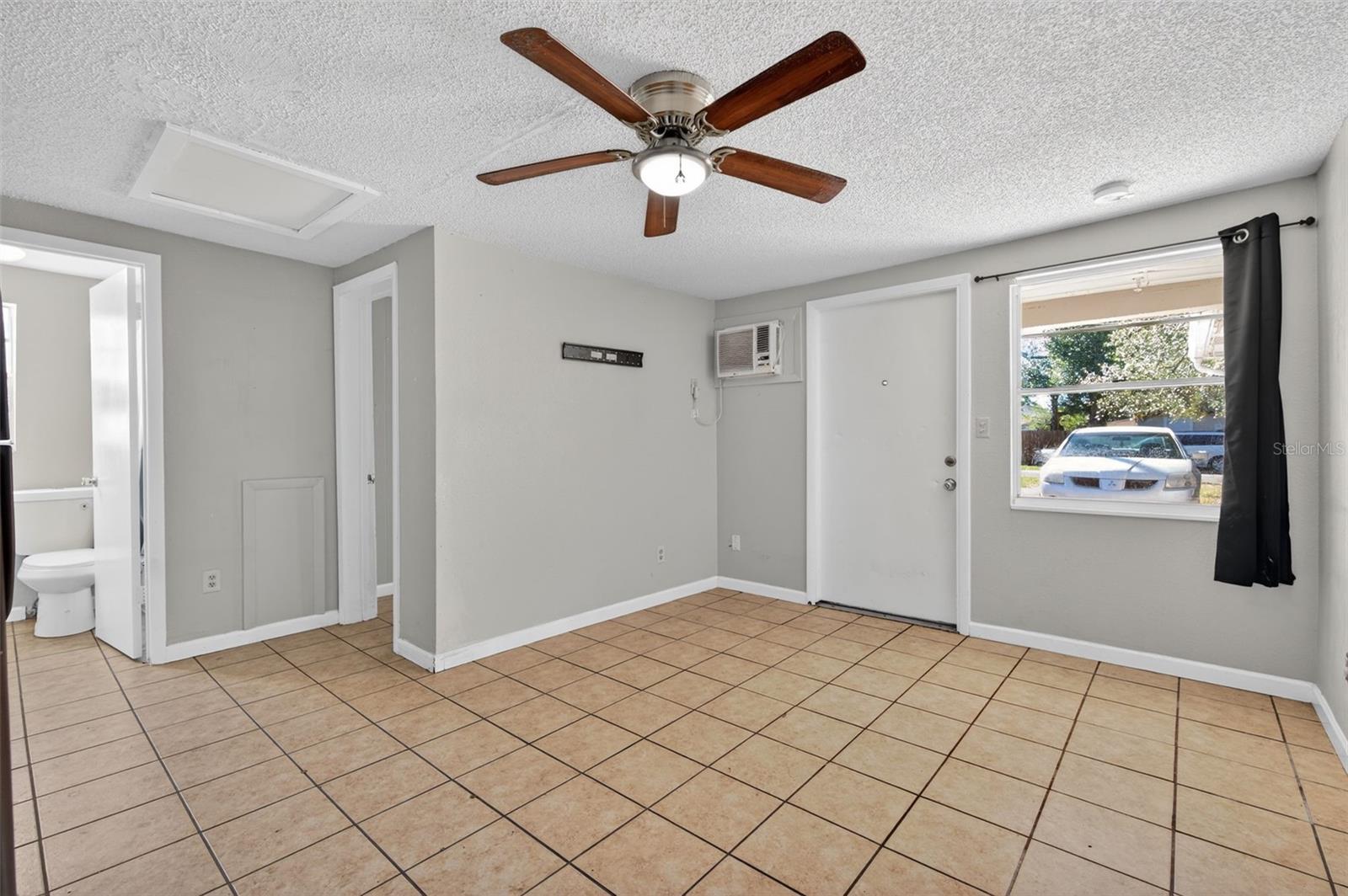 Image 2 of 38 For 6401 31st Street N 4