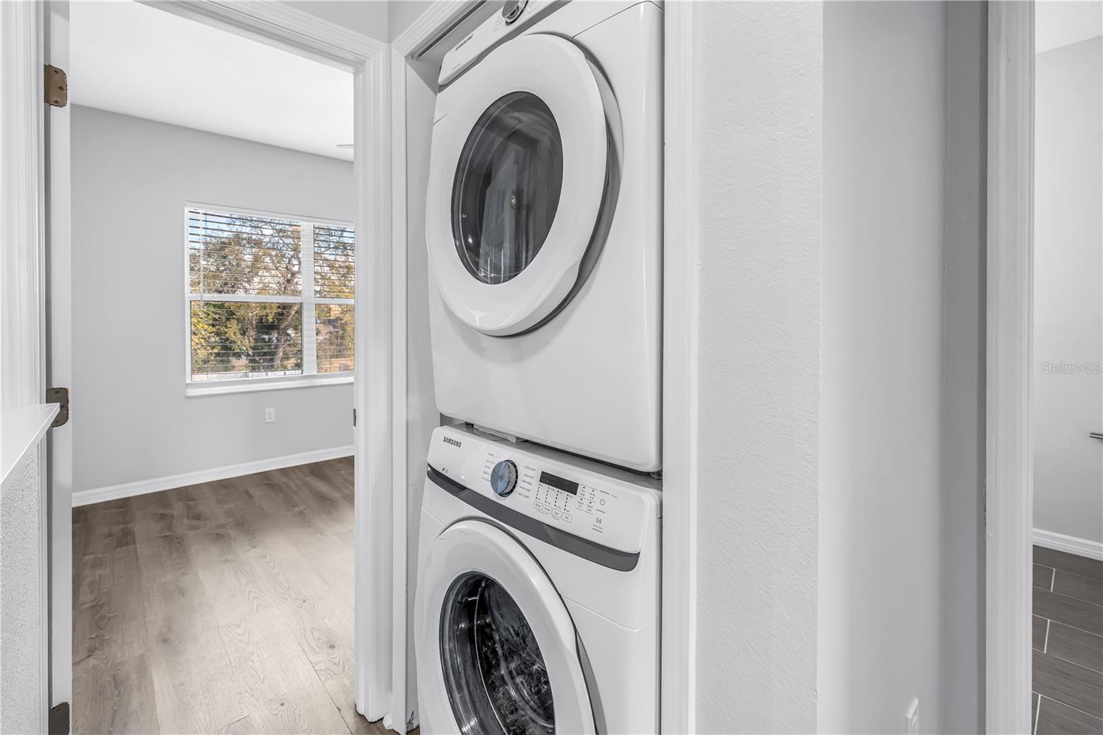 Image 12 of 27 For 4330 Tyler Circle N