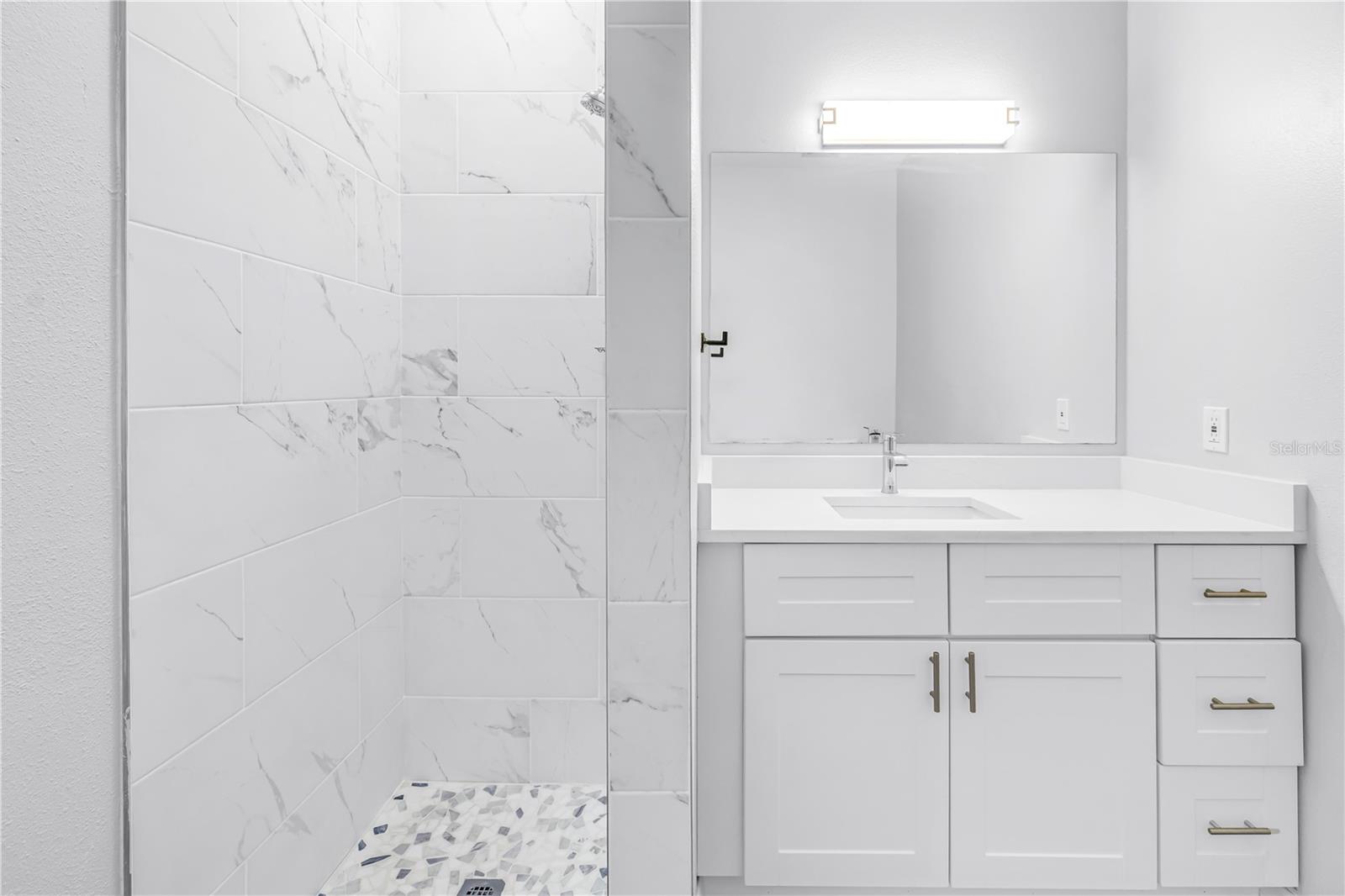 Image 19 of 27 For 4330 Tyler Circle N