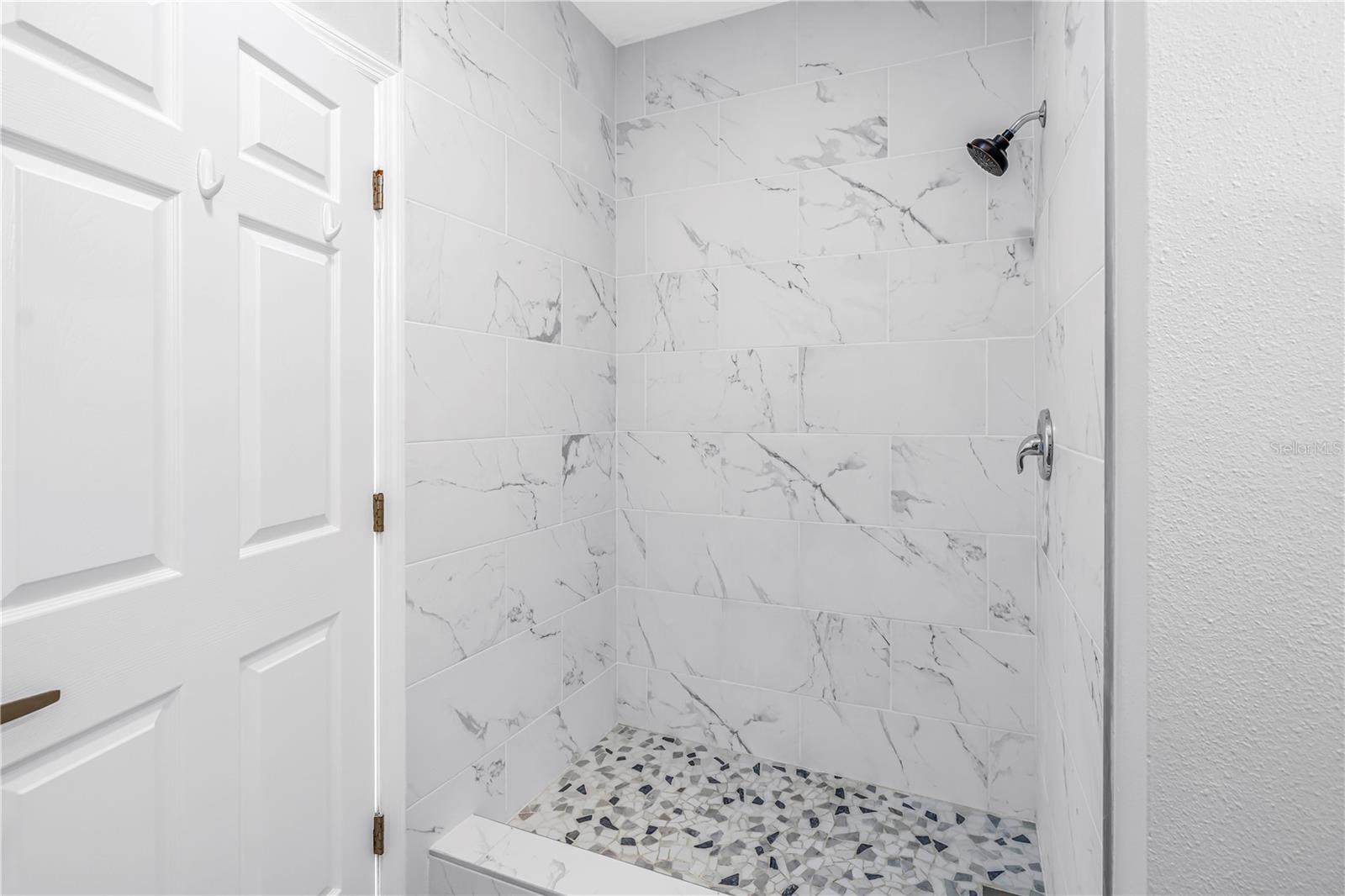 Image 20 of 27 For 4330 Tyler Circle N