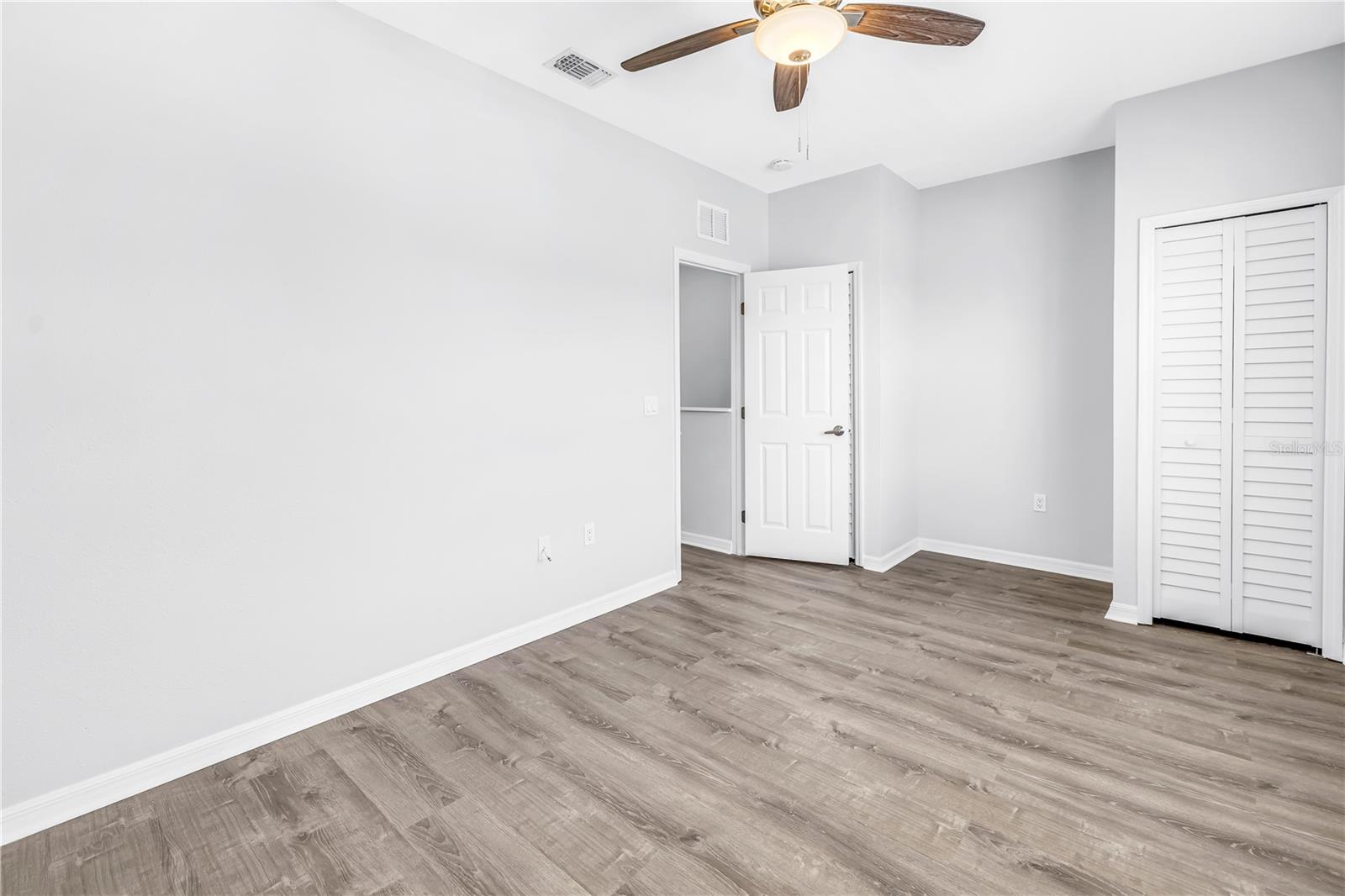 Image 22 of 27 For 4330 Tyler Circle N