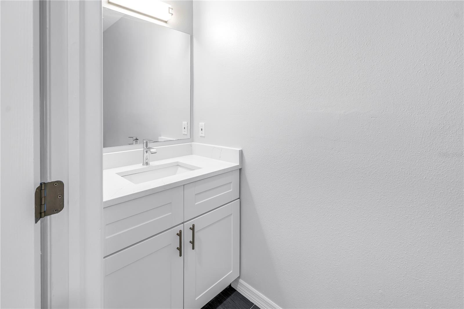 Image 9 of 27 For 4330 Tyler Circle N