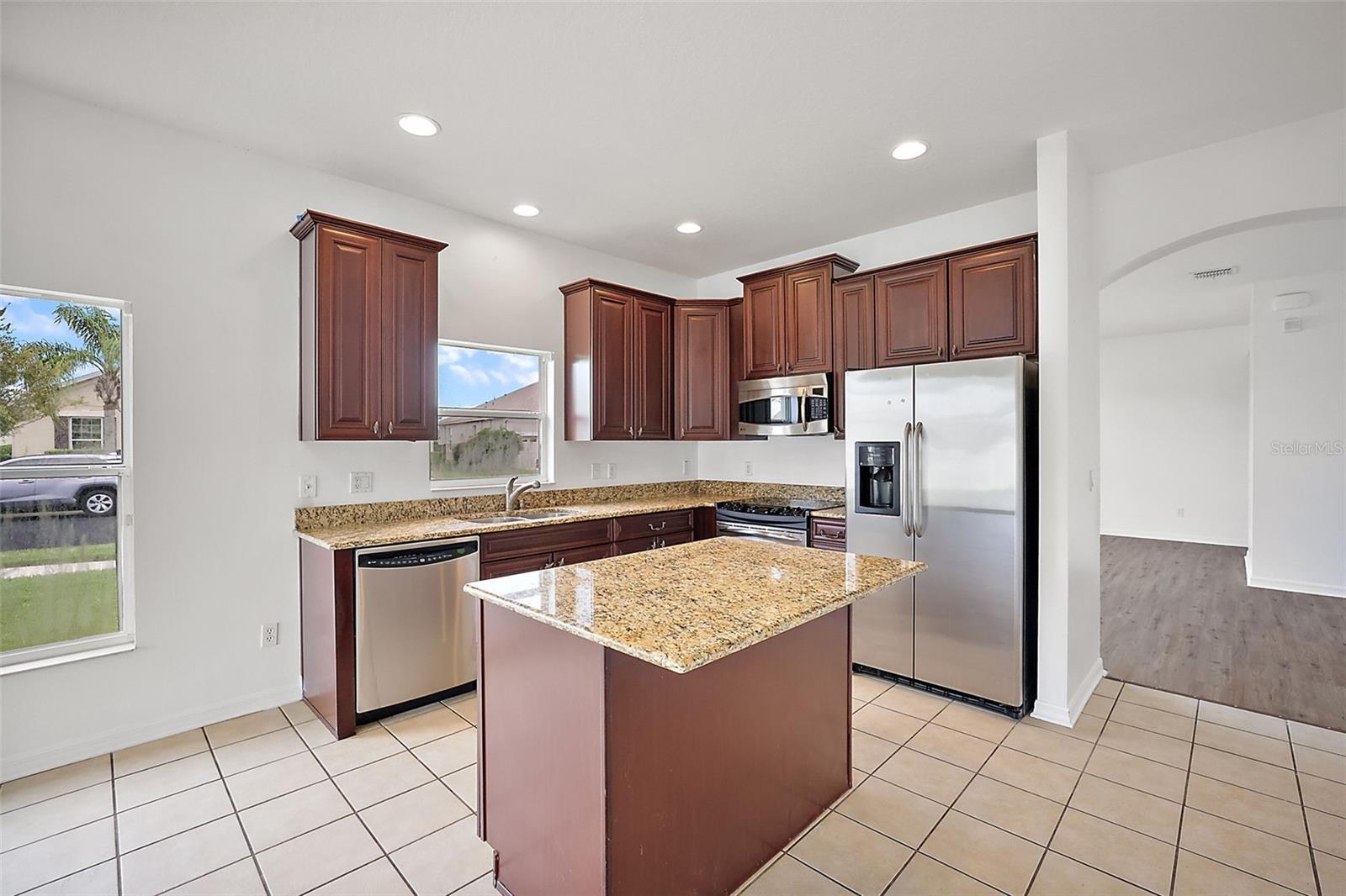 Image 17 of 30 For 401 Grassy Key Way