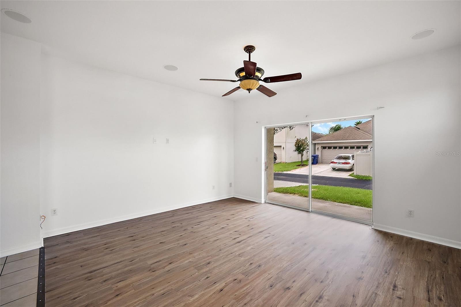 Image 20 of 30 For 401 Grassy Key Way