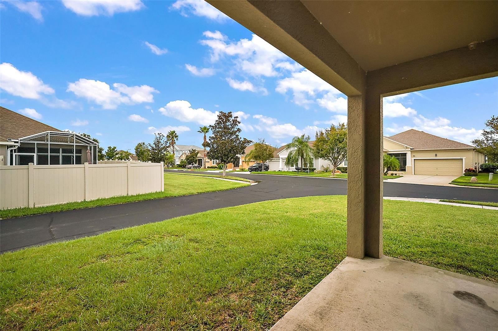 Image 29 of 30 For 401 Grassy Key Way