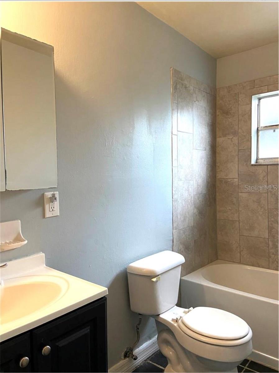 Image 7 of 9 For 9502 11th Street A