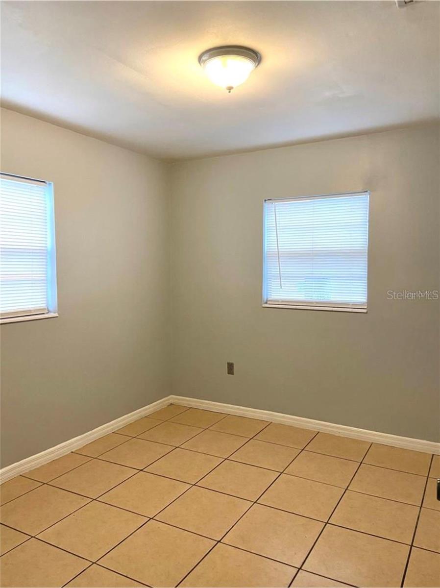 Image 8 of 9 For 9502 11th Street A