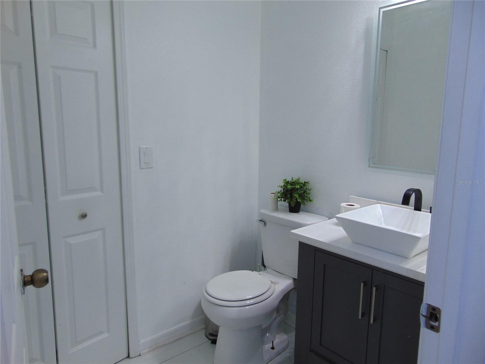 Listing photo id 8 for 11532 Hammocks Glade Drive