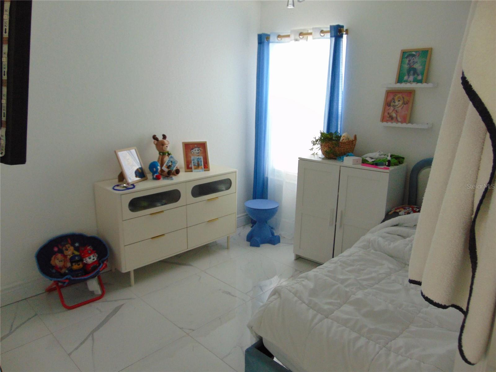 Listing photo id 16 for 11532 Hammocks Glade Drive