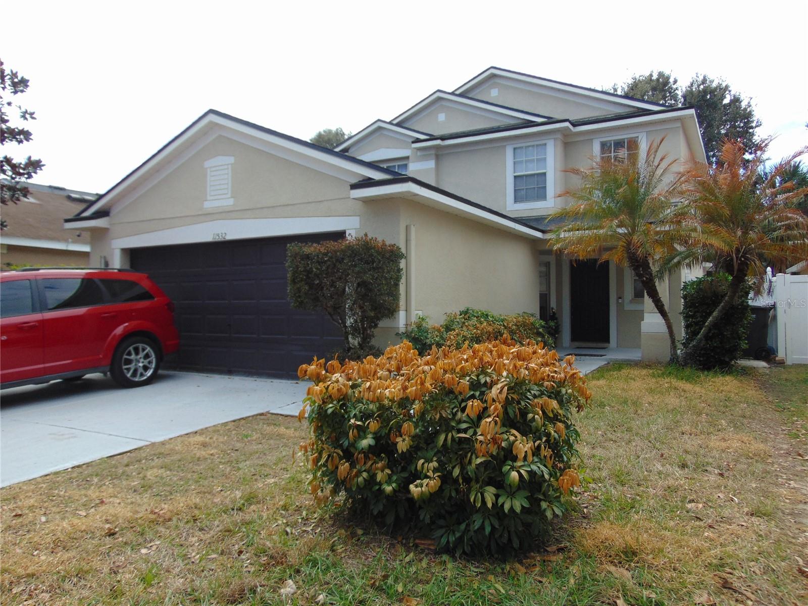 Listing photo id 0 for 11532 Hammocks Glade Drive