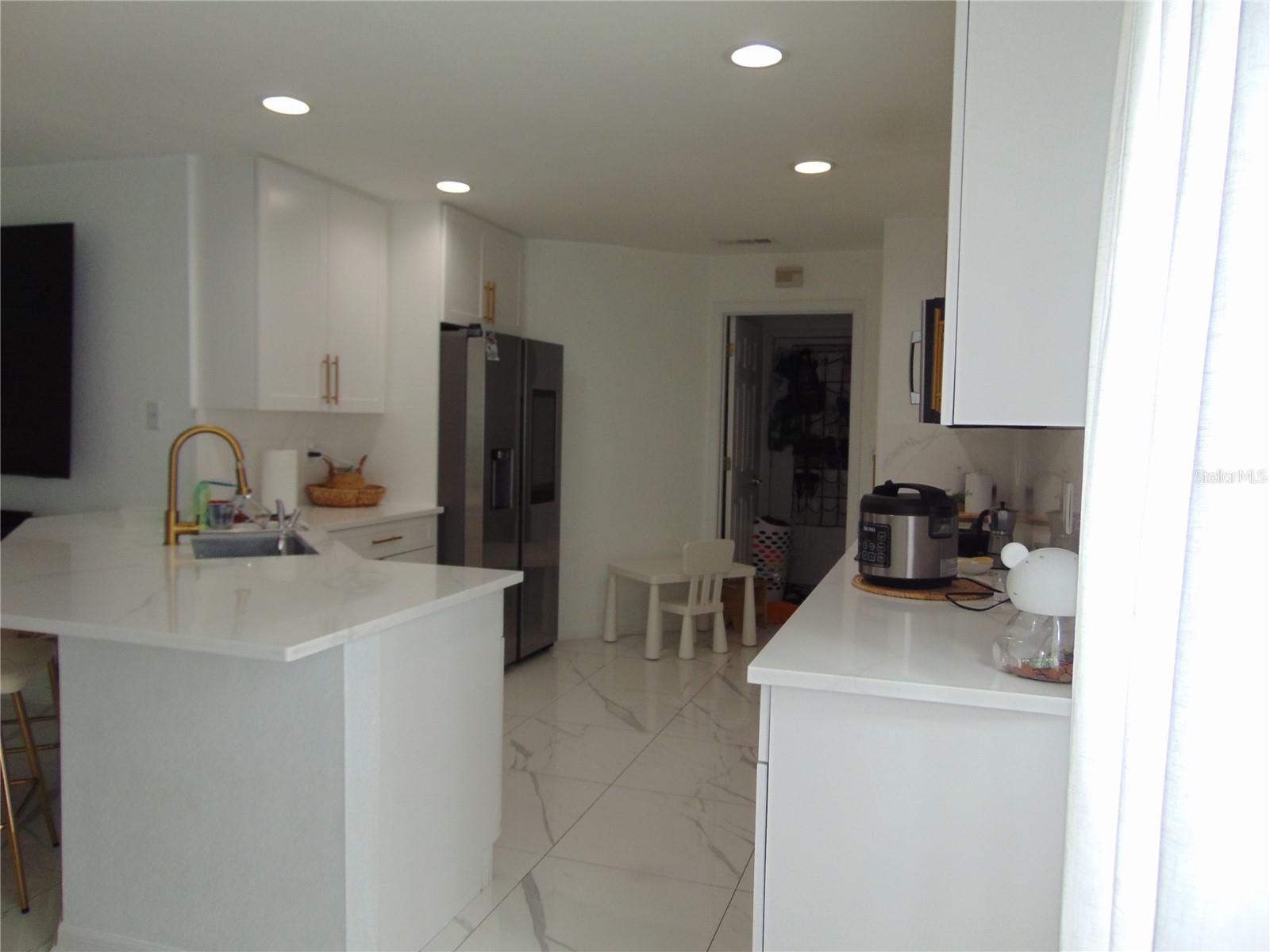 Listing photo id 4 for 11532 Hammocks Glade Drive