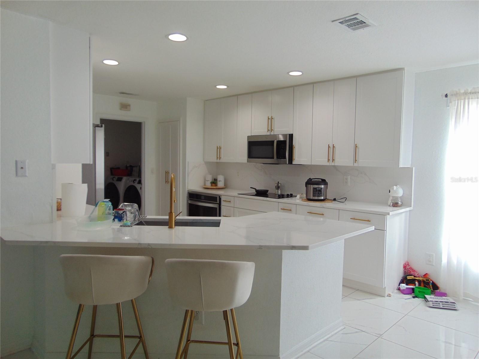 Listing photo id 5 for 11532 Hammocks Glade Drive