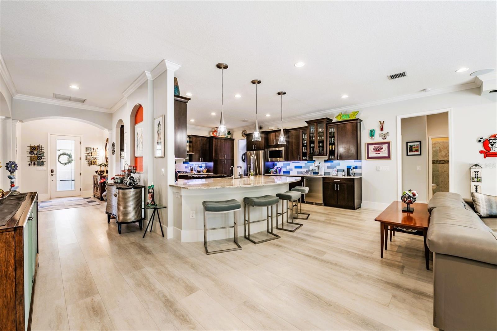 Listing photo id 13 for 3332 Anna George Drive