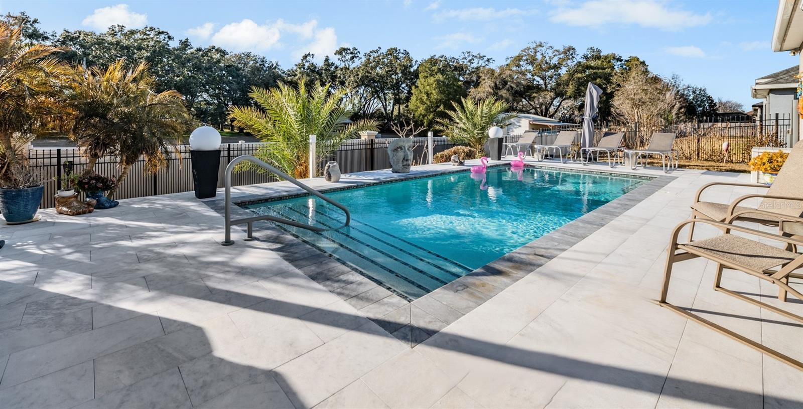 Listing photo id 29 for 3332 Anna George Drive