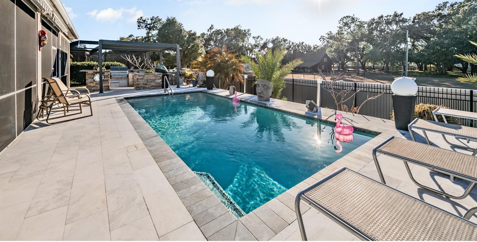 Listing photo id 30 for 3332 Anna George Drive