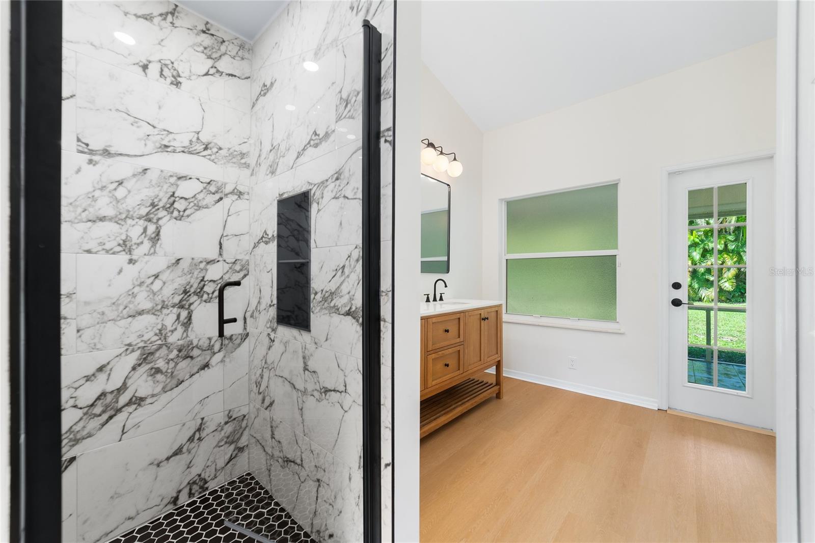 Image 23 of 32 For 1785 Berkshire Boulevard