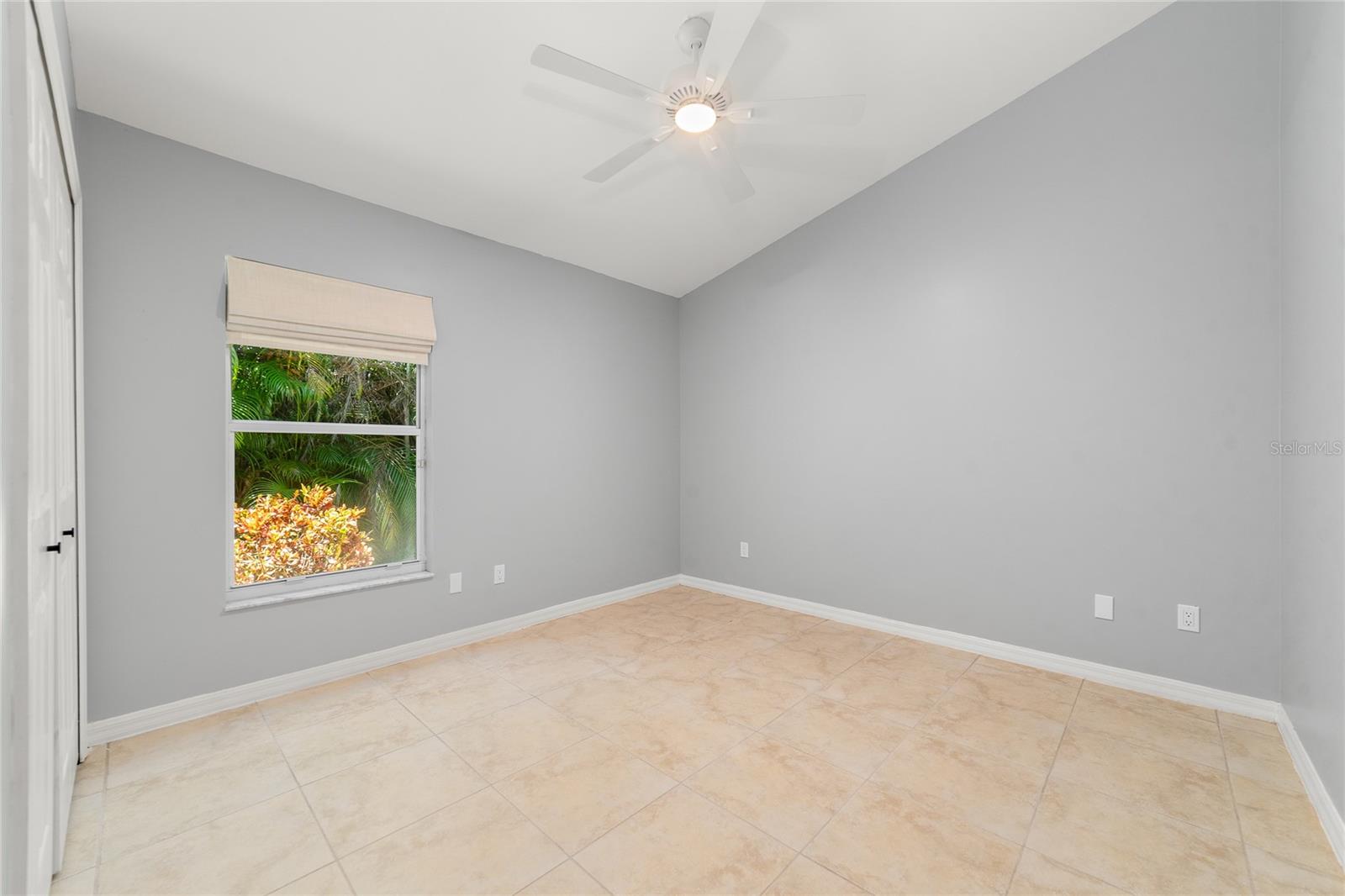 Image 25 of 32 For 1785 Berkshire Boulevard