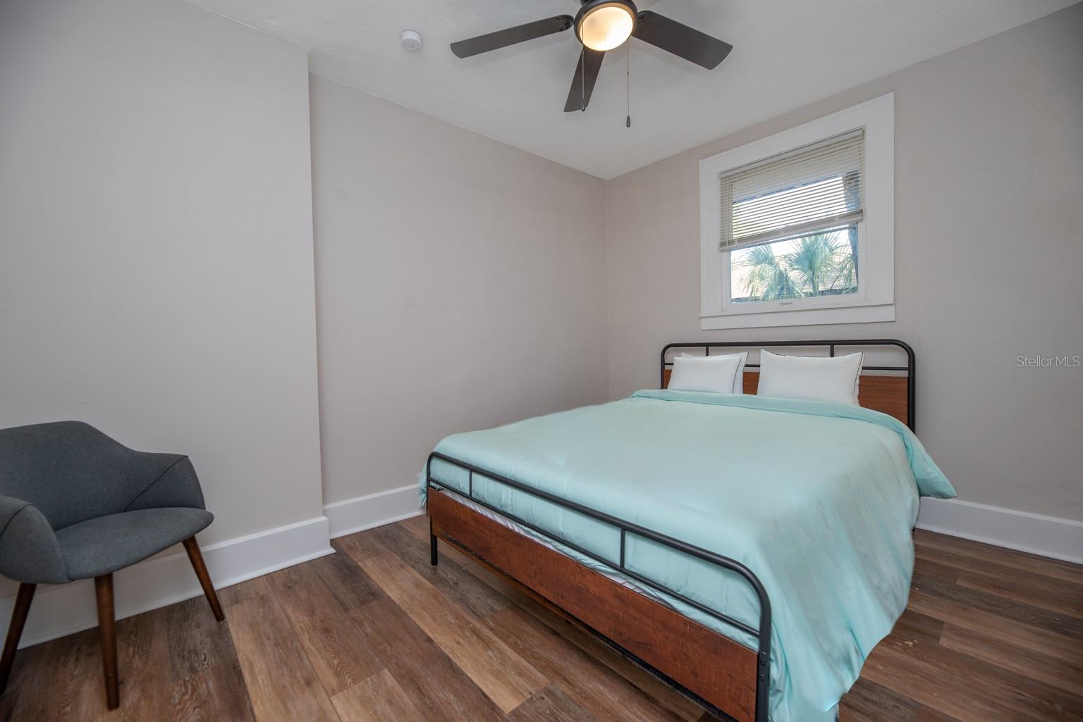 Image 29 of 51 For 945 13th Street N