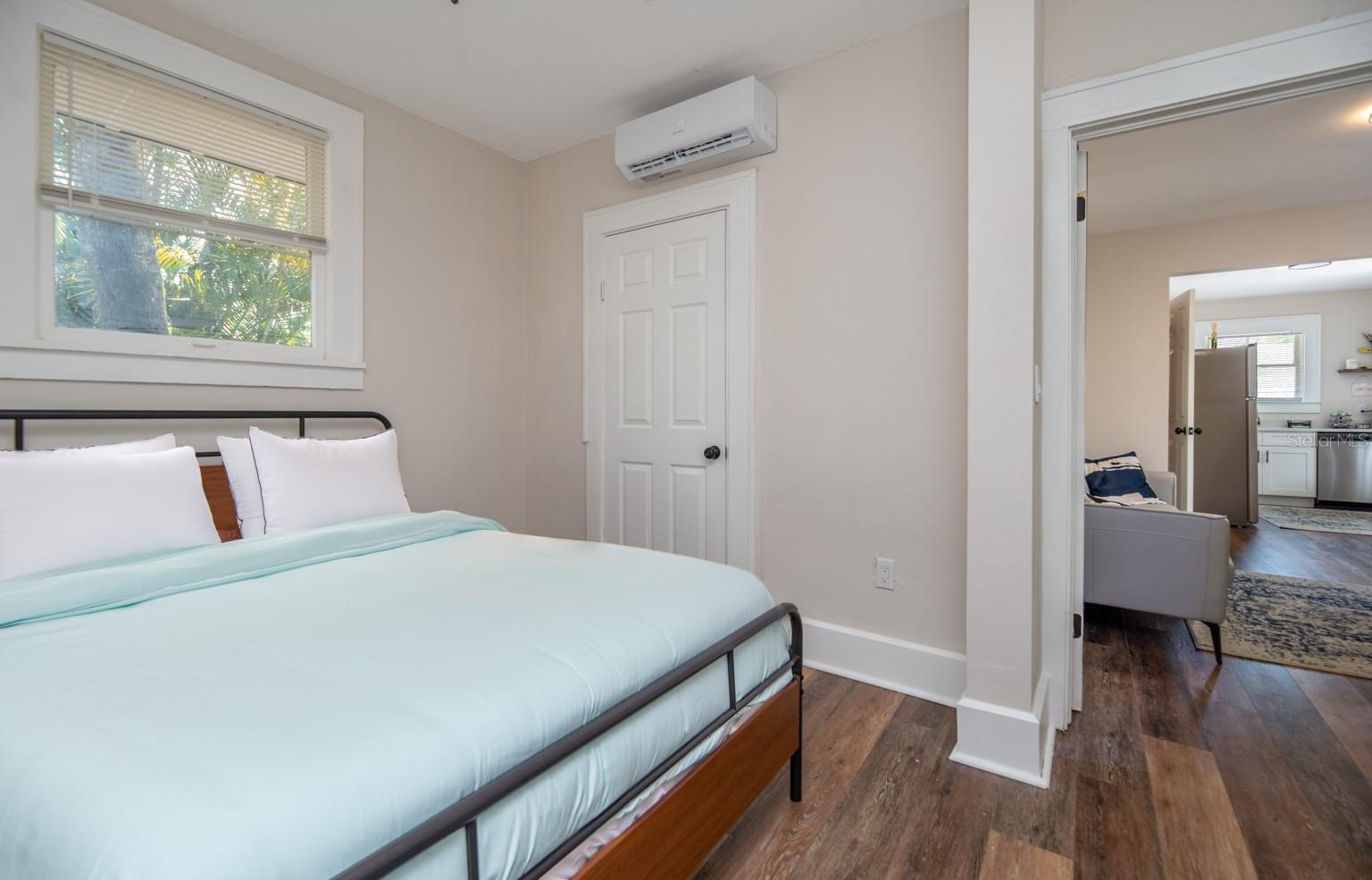 Image 30 of 51 For 945 13th Street N