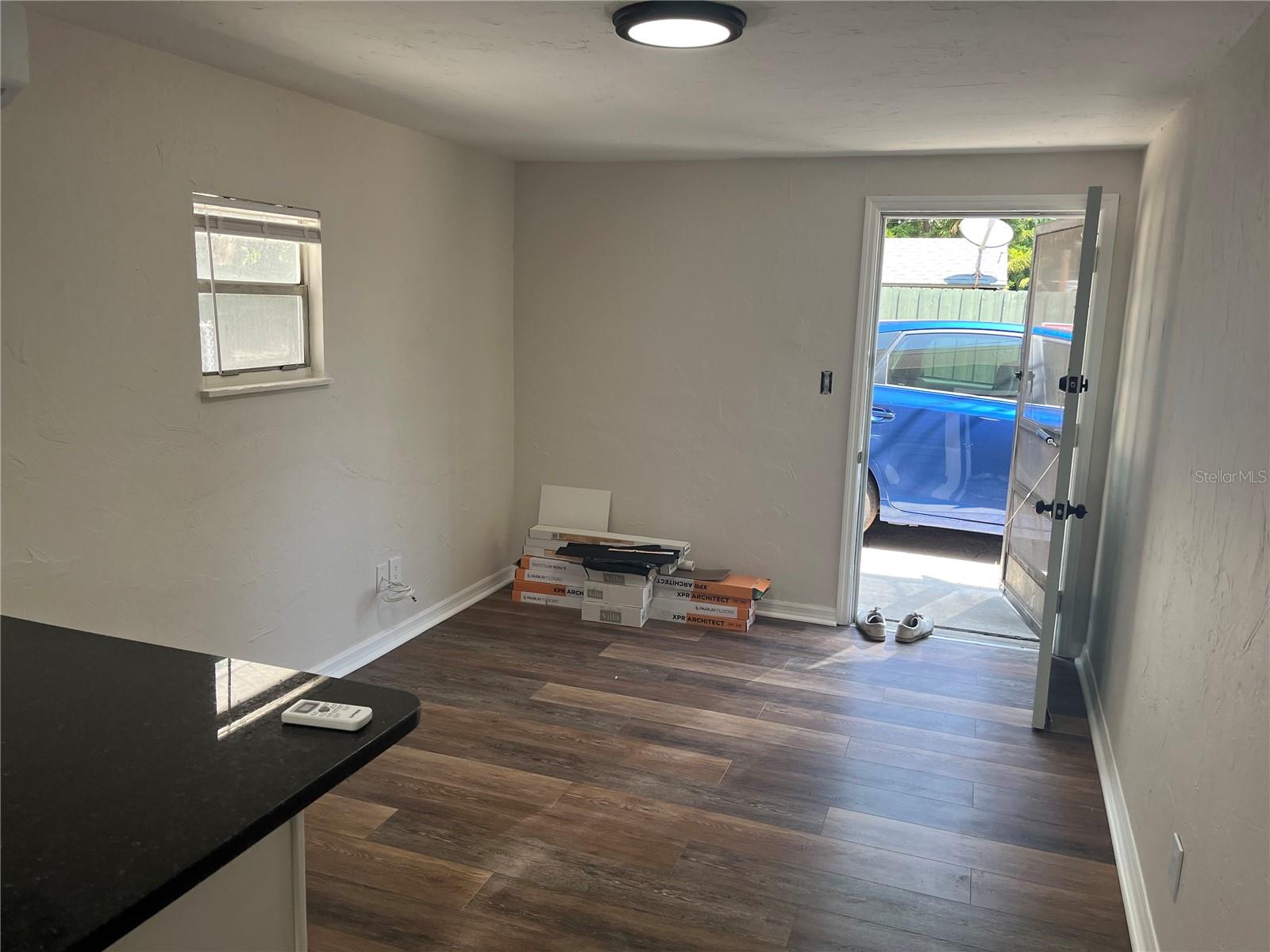 Image 38 of 51 For 945 13th Street N