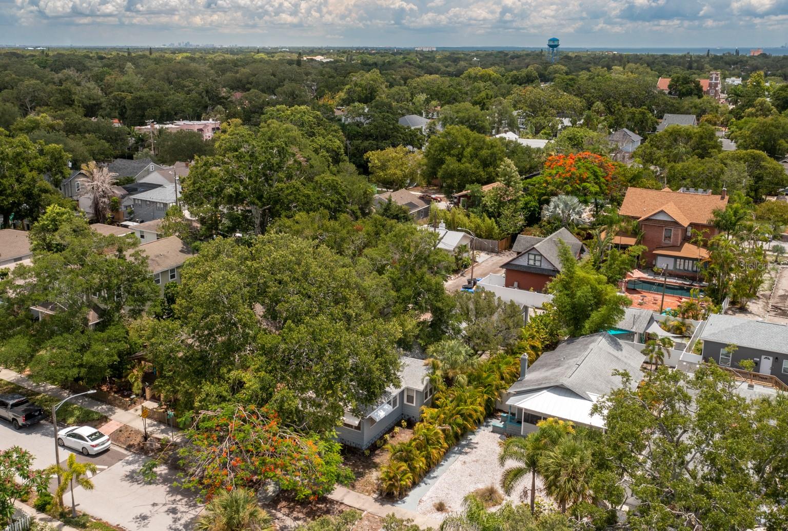 Image 47 of 51 For 945 13th Street N