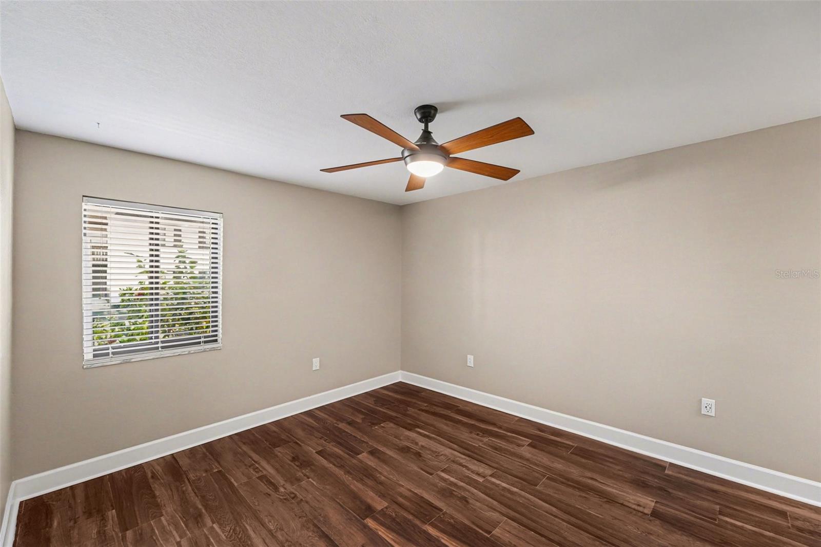 Image 17 of 27 For 731 115th Avenue N 1705