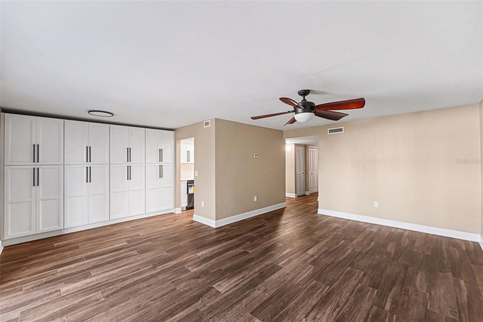 Image 4 of 27 For 731 115th Avenue N 1705