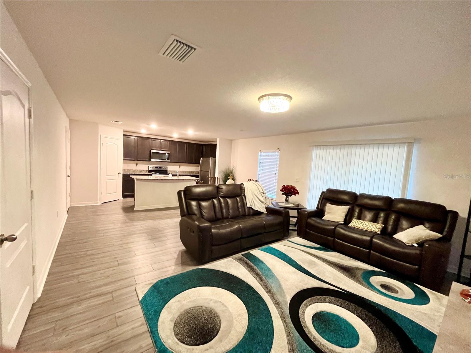 Image 4 of 9 For 5461 Fez Court