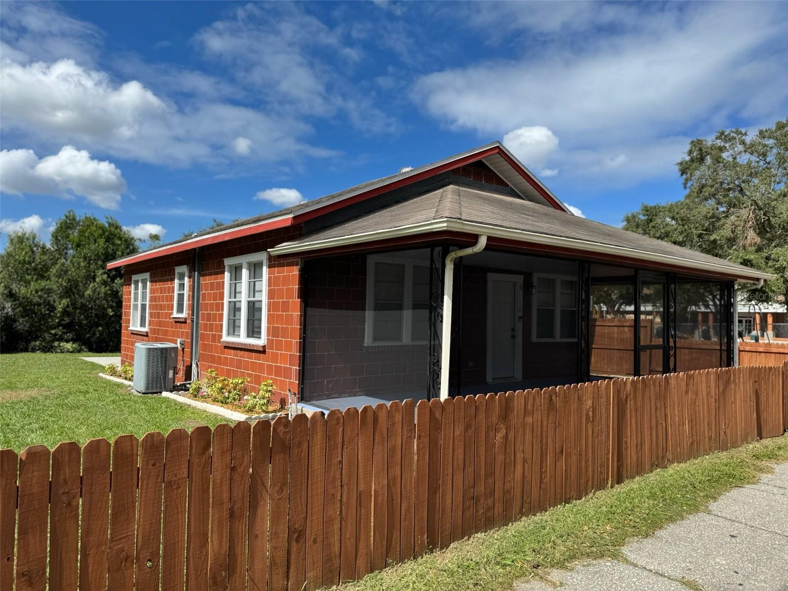 Details for 8516 12th Street, TAMPA, FL 33604