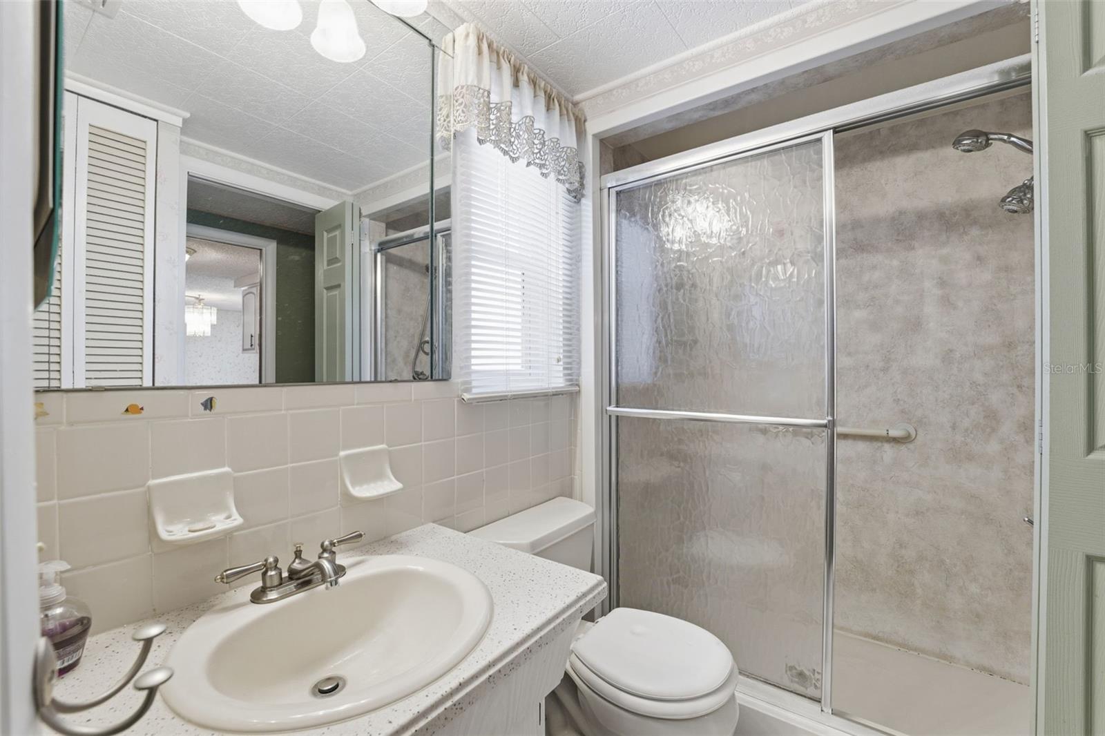 Image 22 of 41 For 15847 Adobe Drive