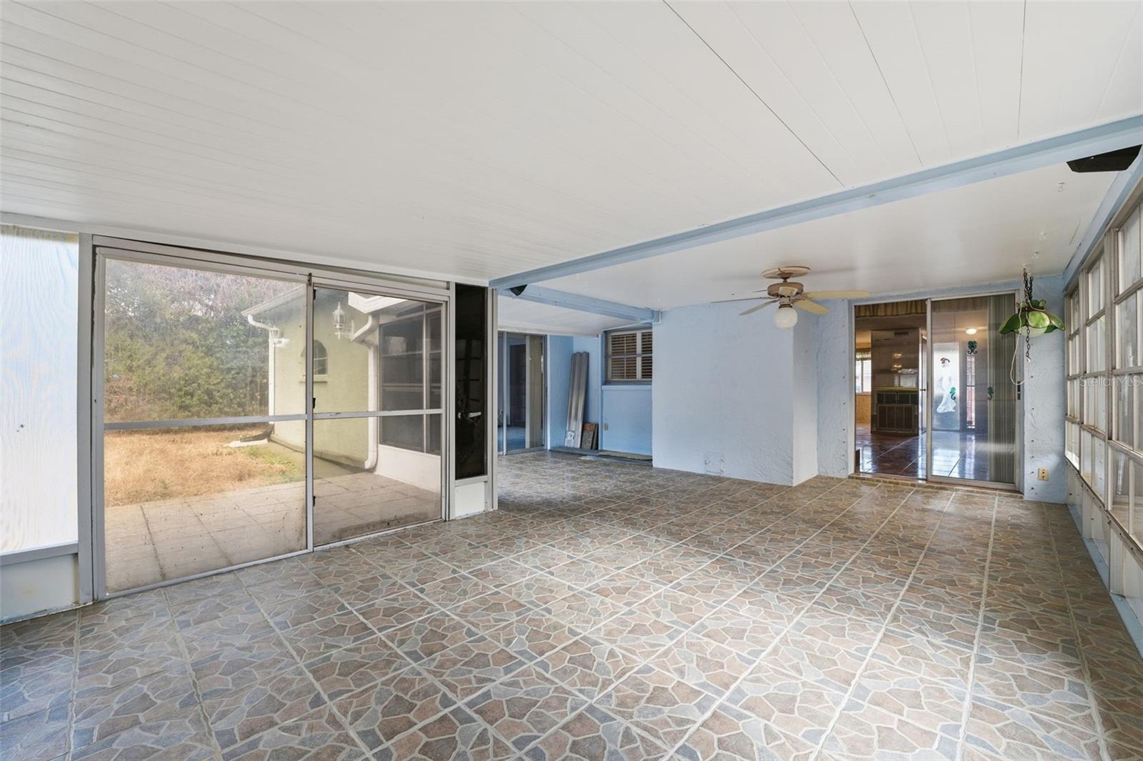 Image 25 of 41 For 15847 Adobe Drive