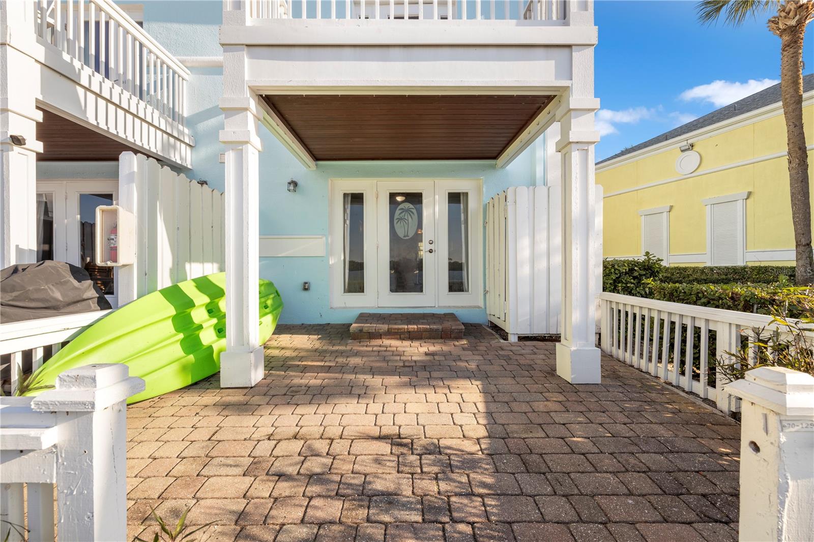 Image 23 of 36 For 125 Pompano Drive Se