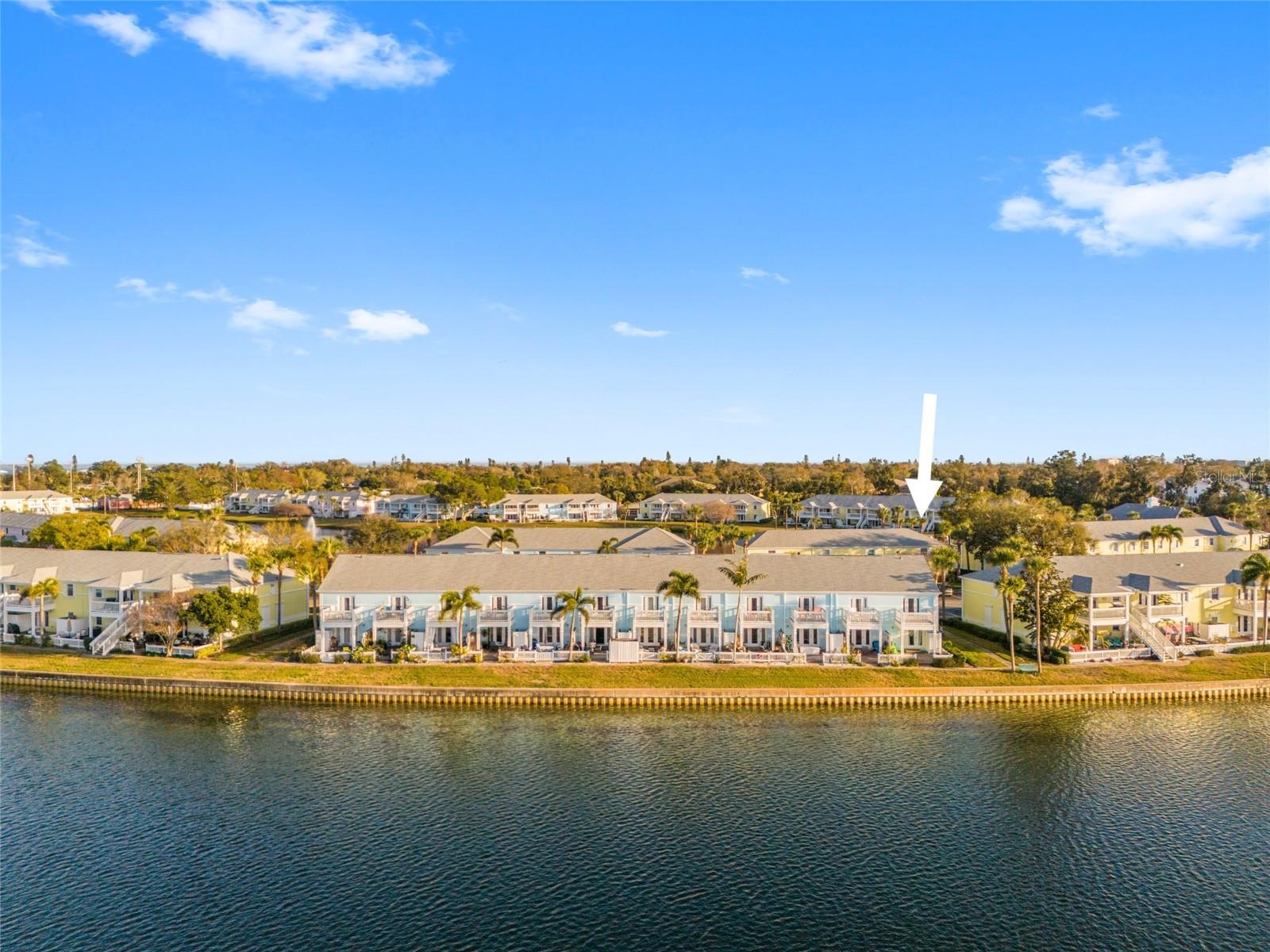 Image 25 of 36 For 125 Pompano Drive Se