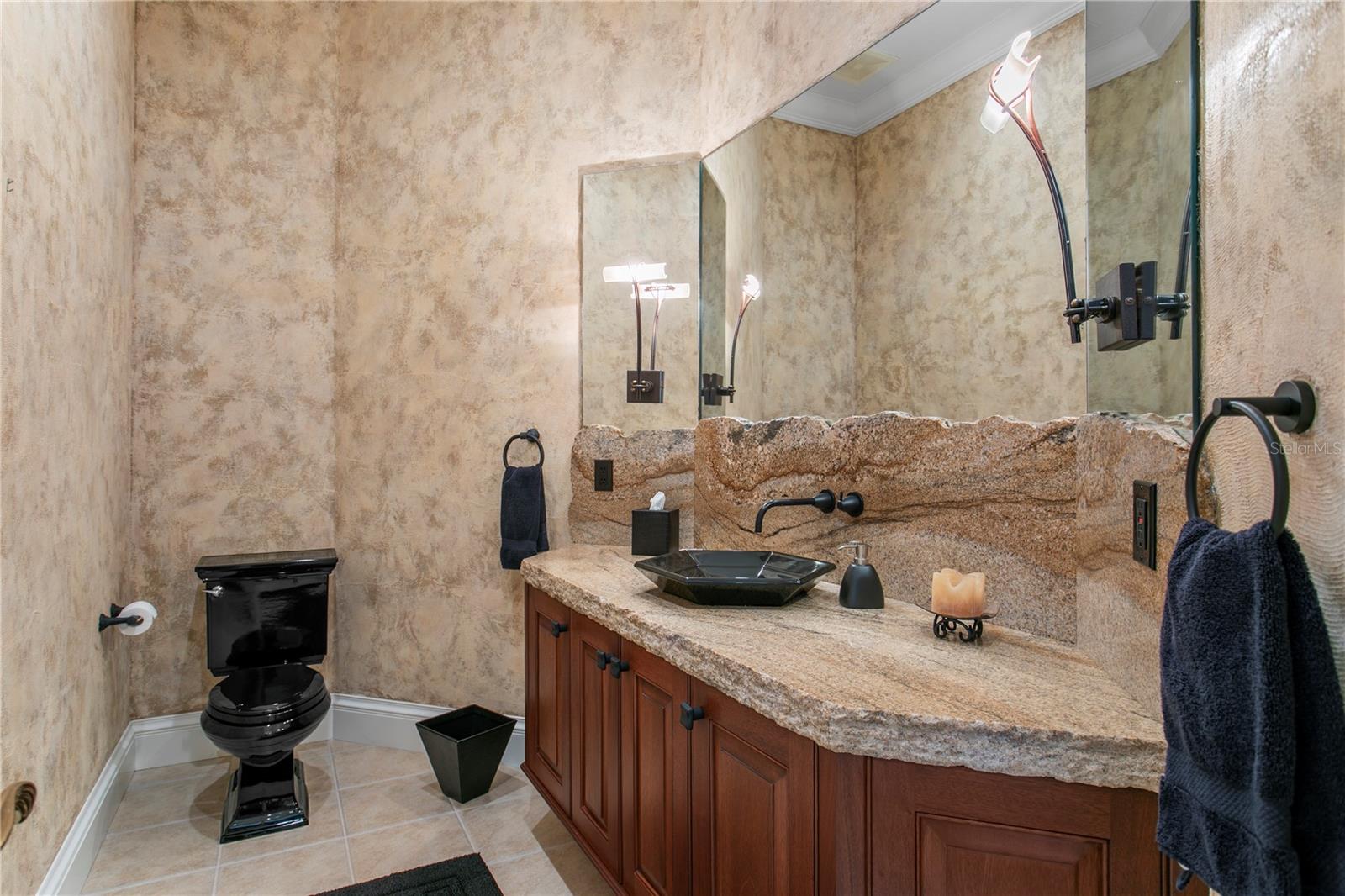 Listing photo id 32 for 1737 Brightwaters Boulevard Ne