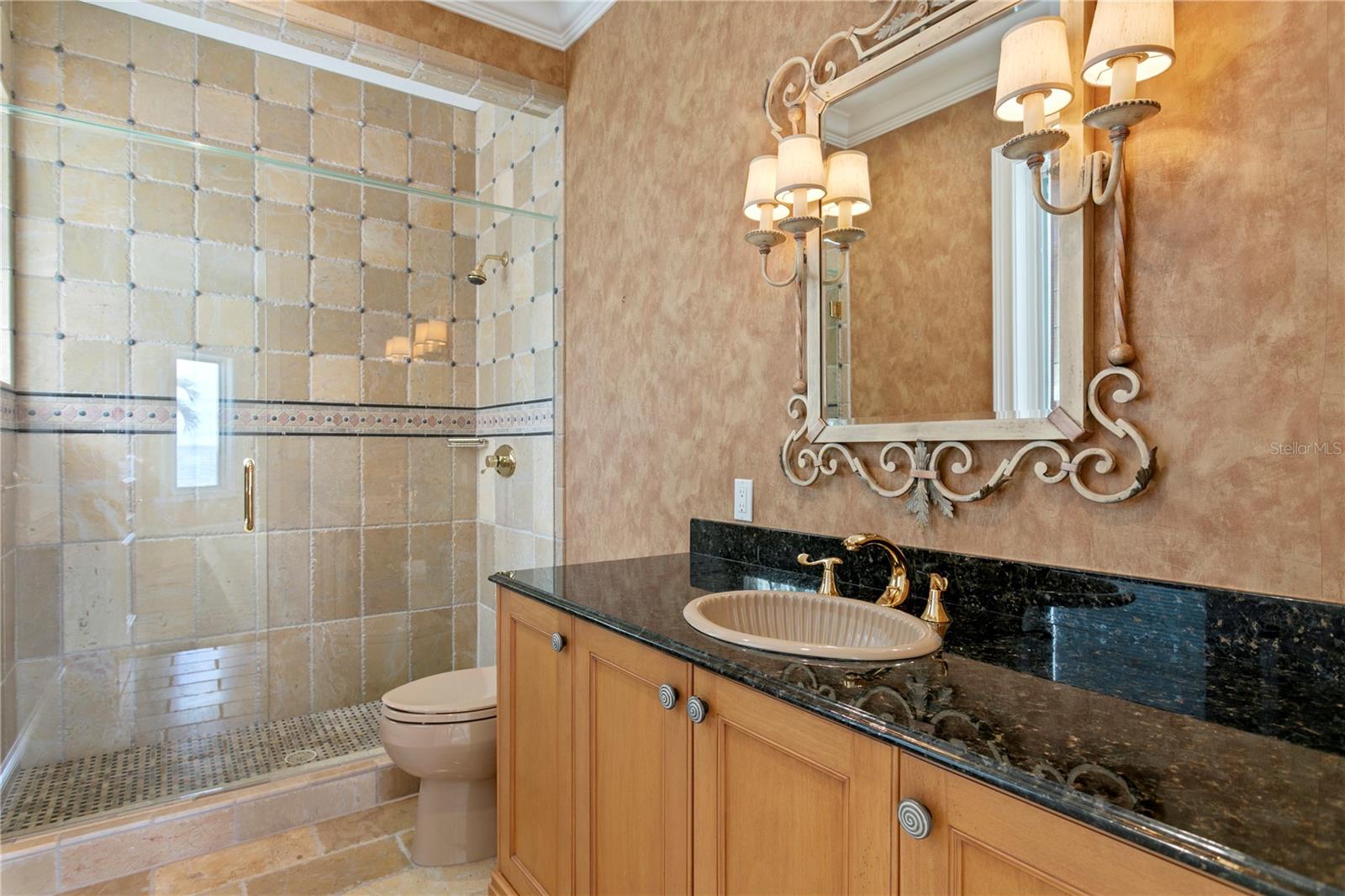 Listing photo id 41 for 1737 Brightwaters Boulevard Ne