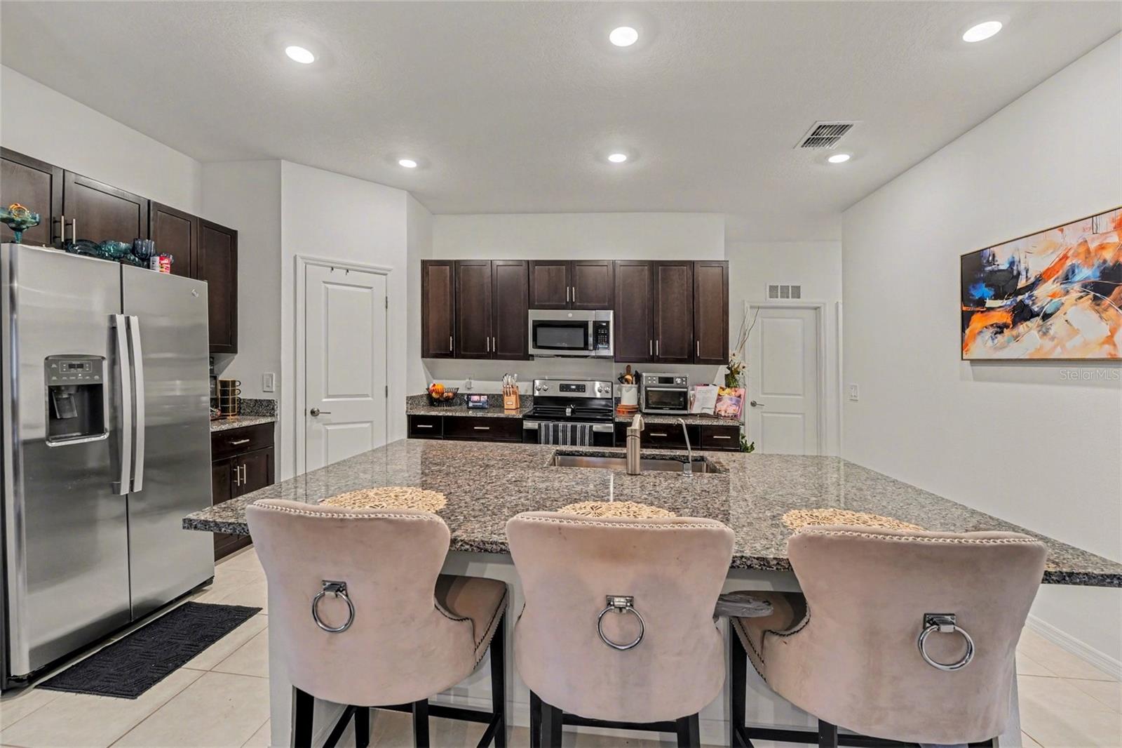 Image 10 of 24 For 1808 Red Loop