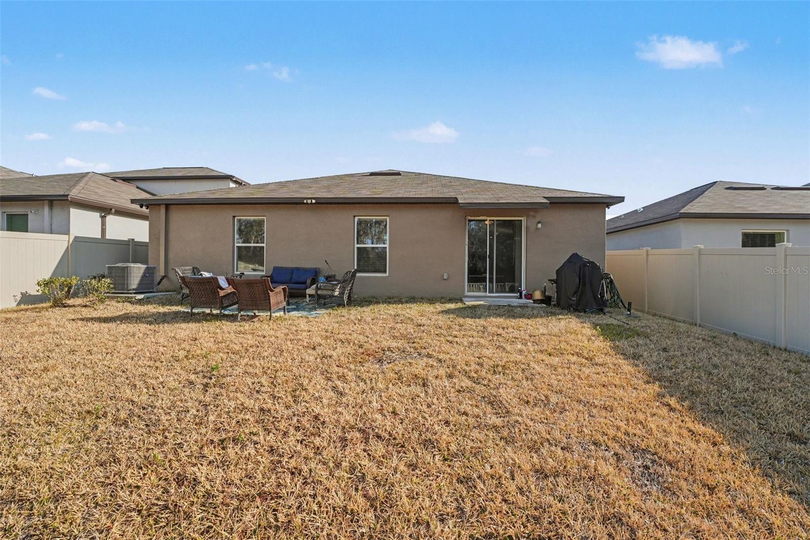 Image 24 of 24 For 1808 Red Loop