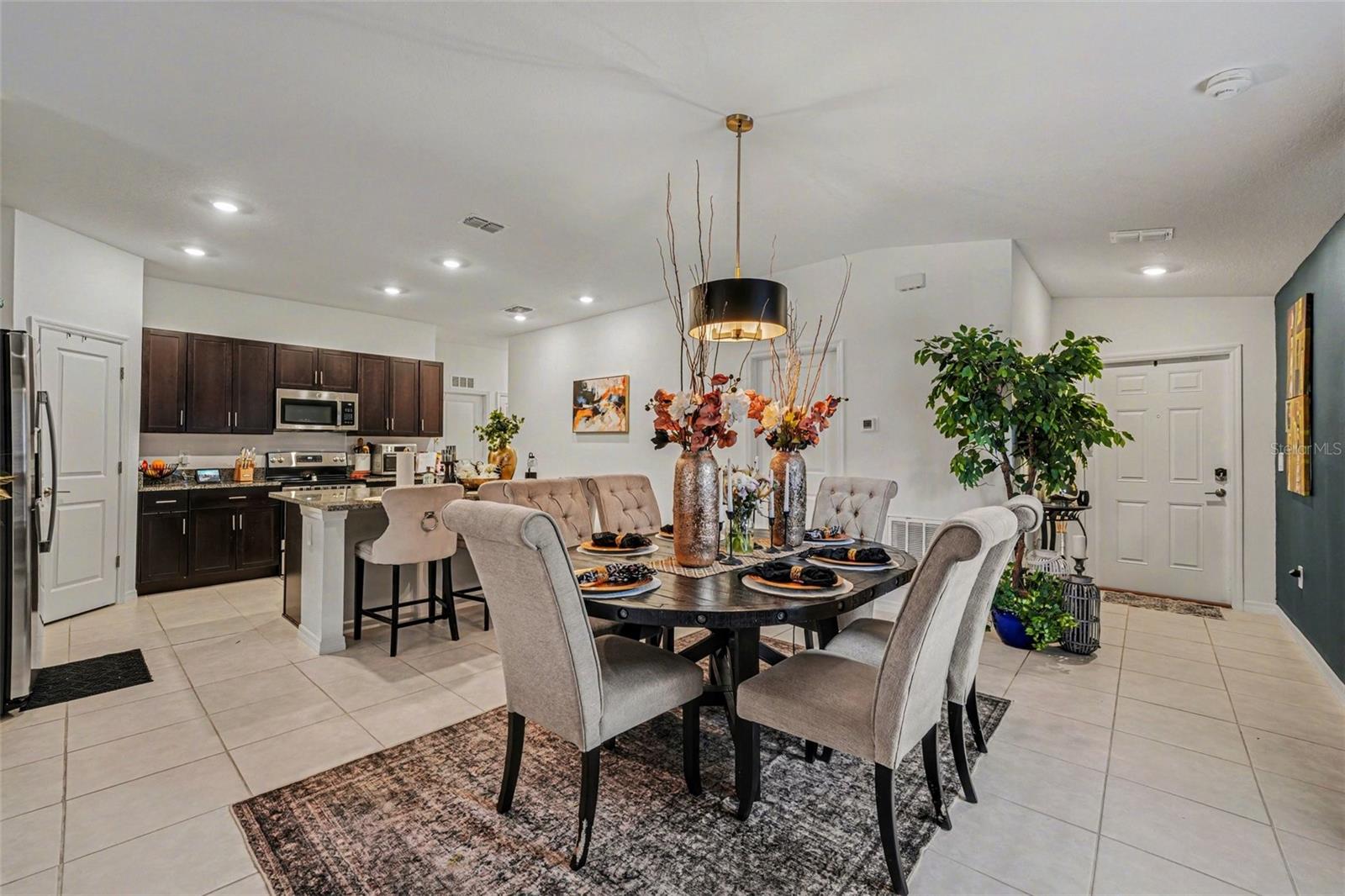 Image 9 of 24 For 1808 Red Loop