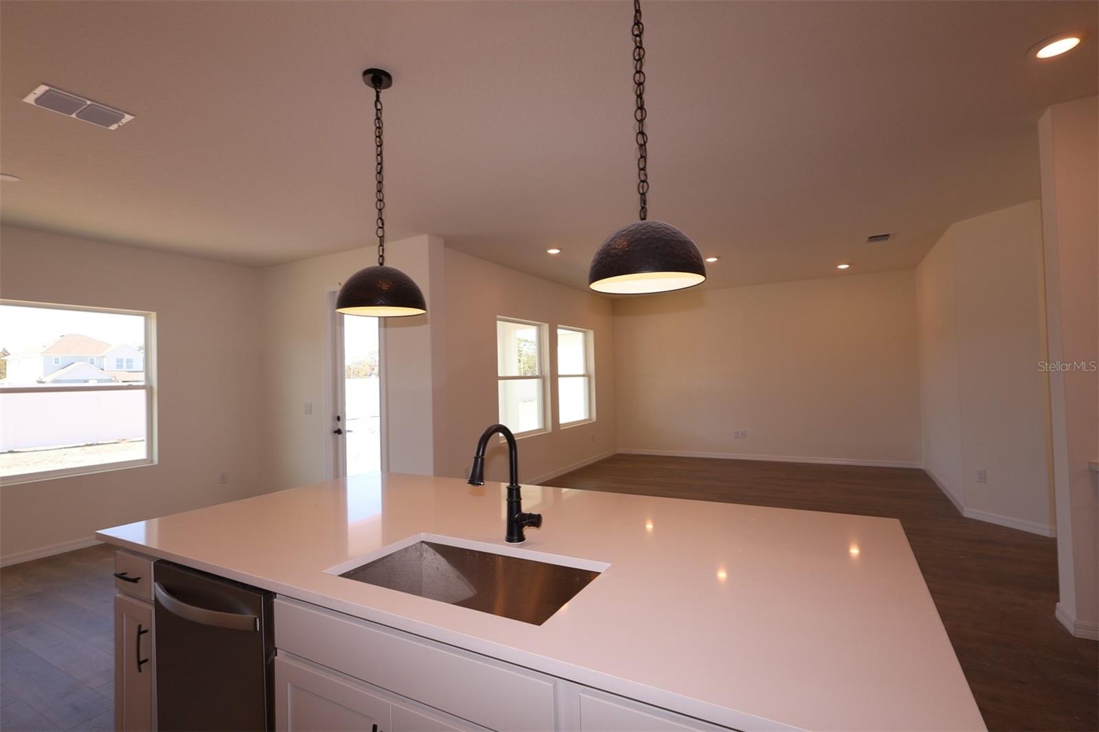 Image 9 of 20 For 622 Kingswood Court