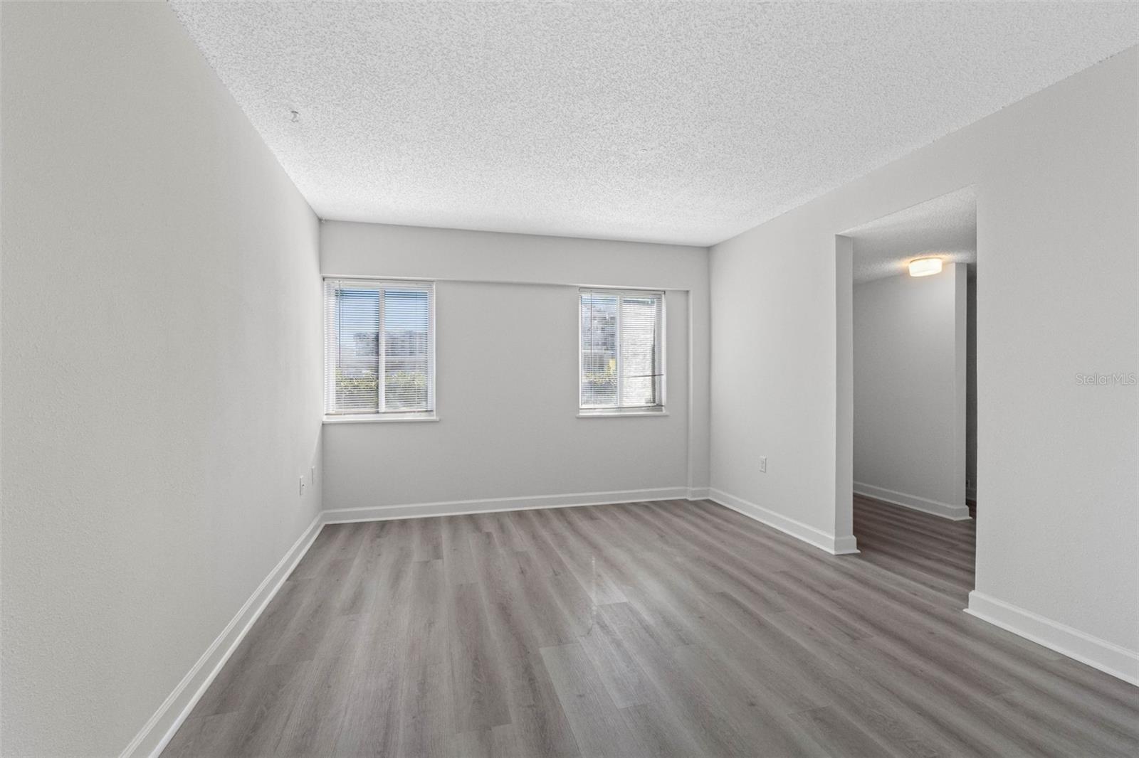 Image 30 of 43 For 1451 Gulf Boulevard 101