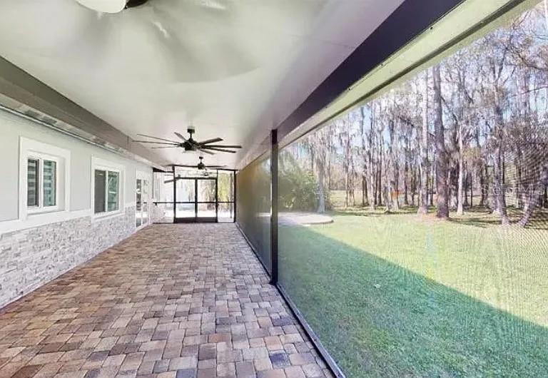 Image 16 of 21 For 9016 Hogans Bend