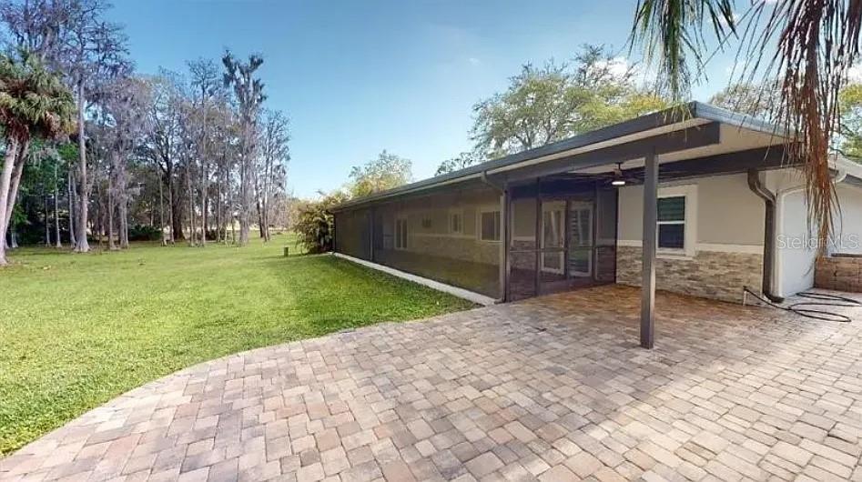 Image 18 of 21 For 9016 Hogans Bend