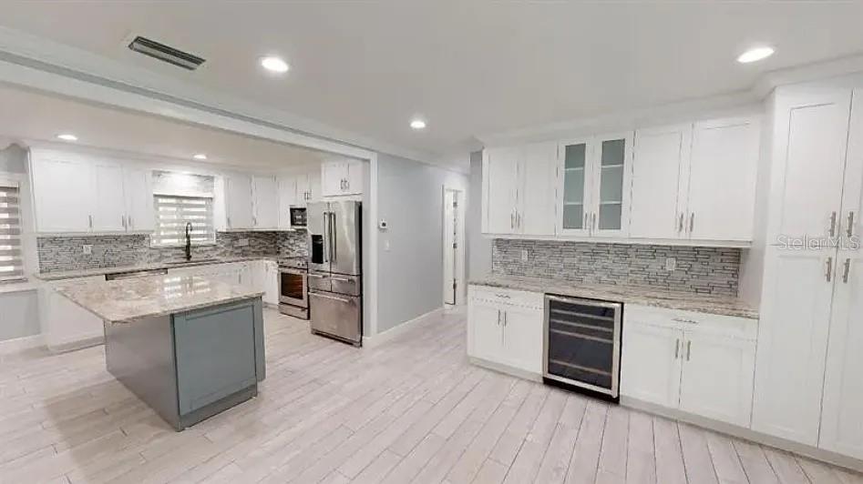 Image 3 of 21 For 9016 Hogans Bend