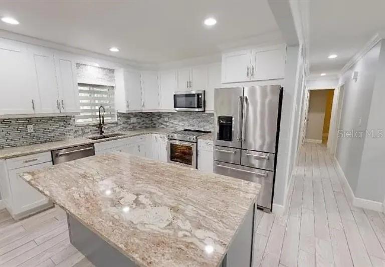 Image 4 of 21 For 9016 Hogans Bend