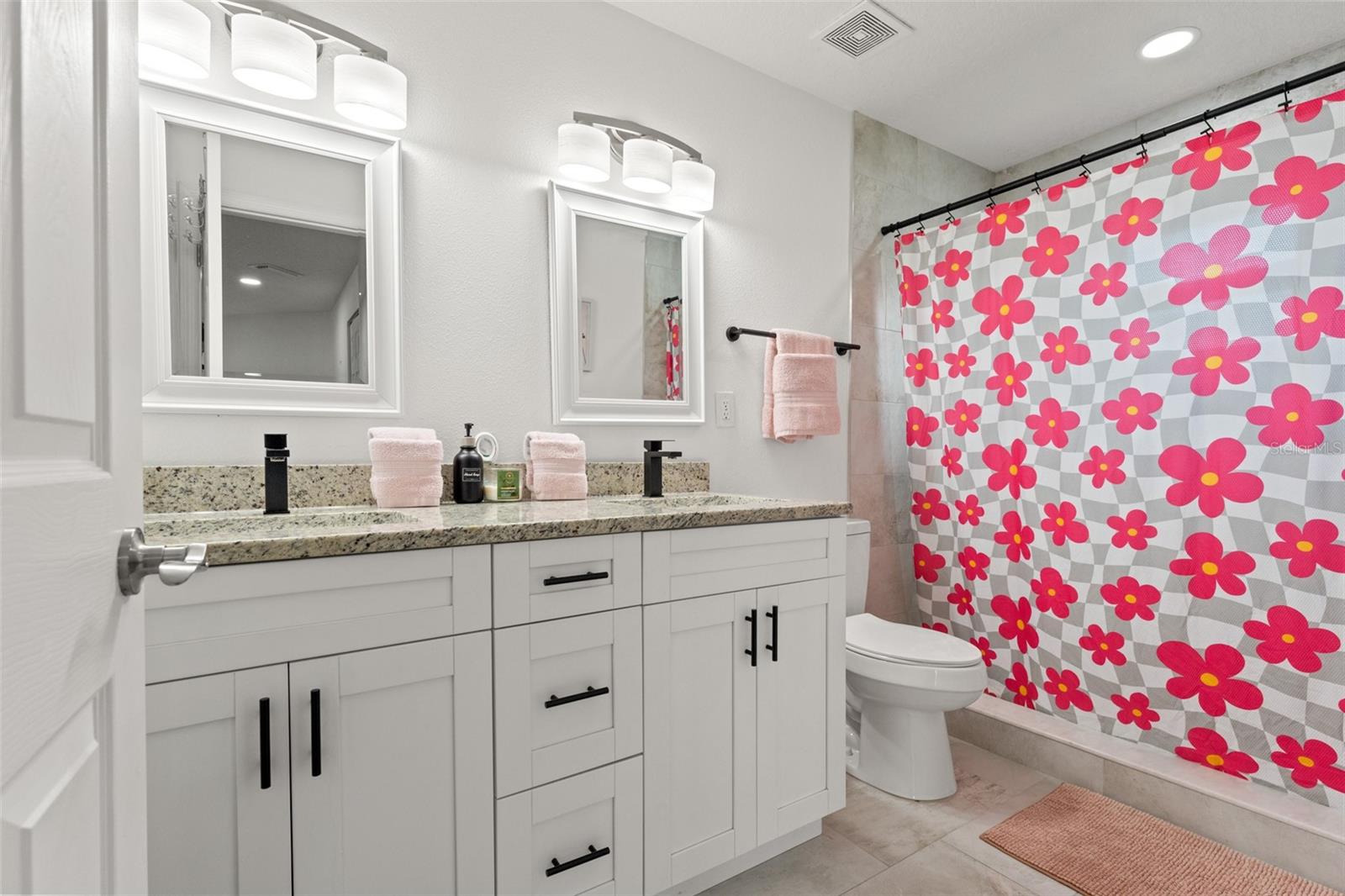 Image 20 of 29 For 7911 Packwood Avenue