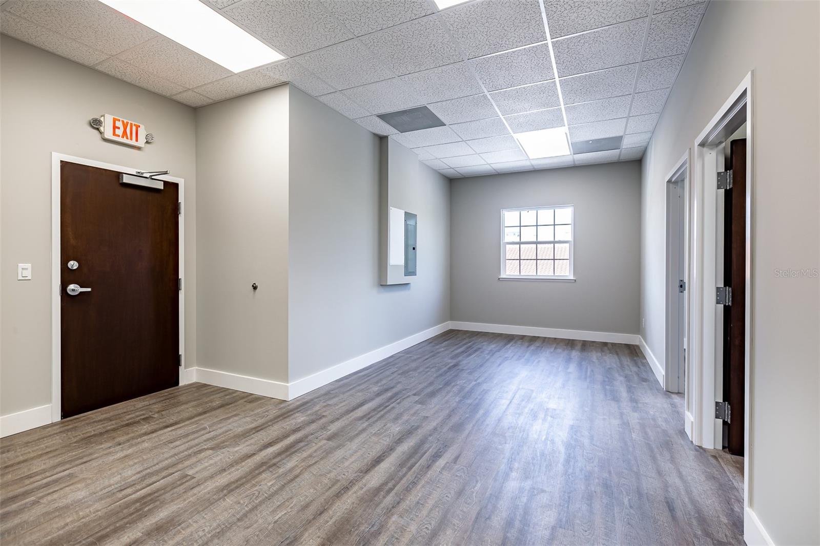 Image 12 of 26 For 1500 Venice Avenue 4f